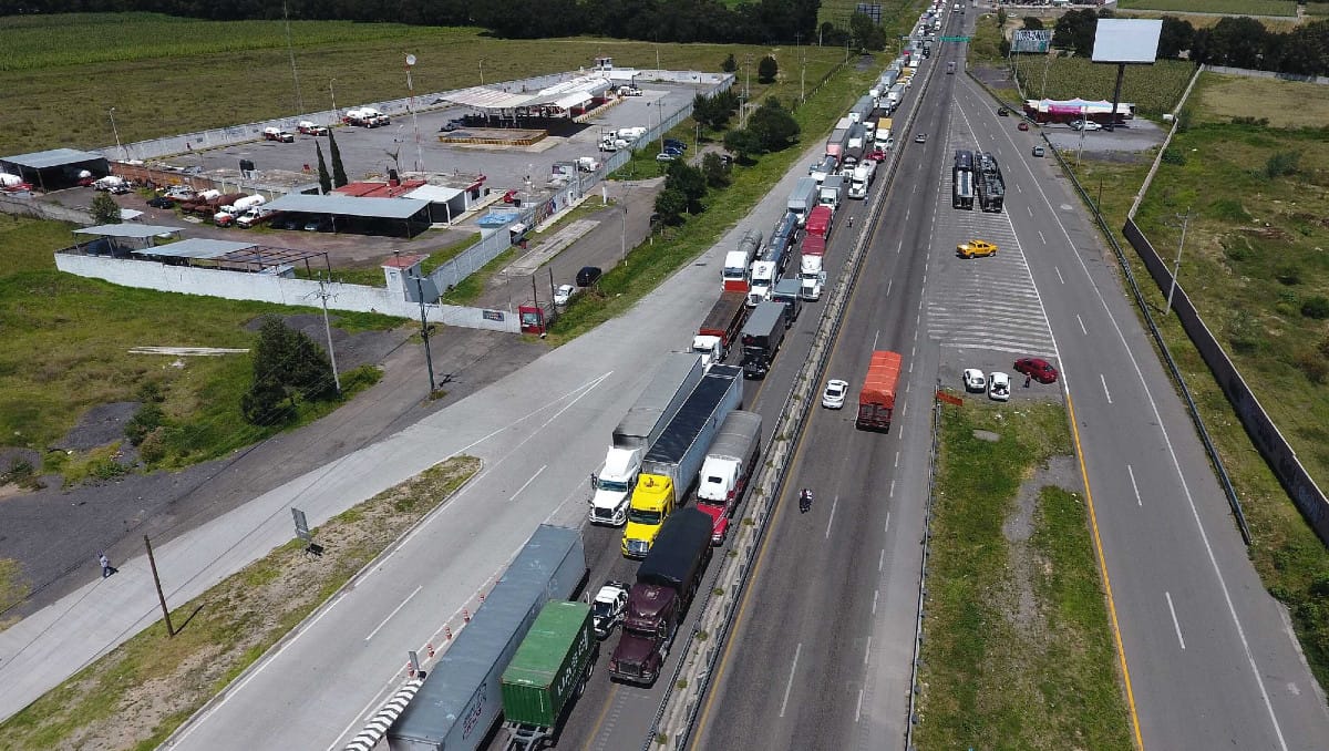 mexico puebla cierre carriles obra