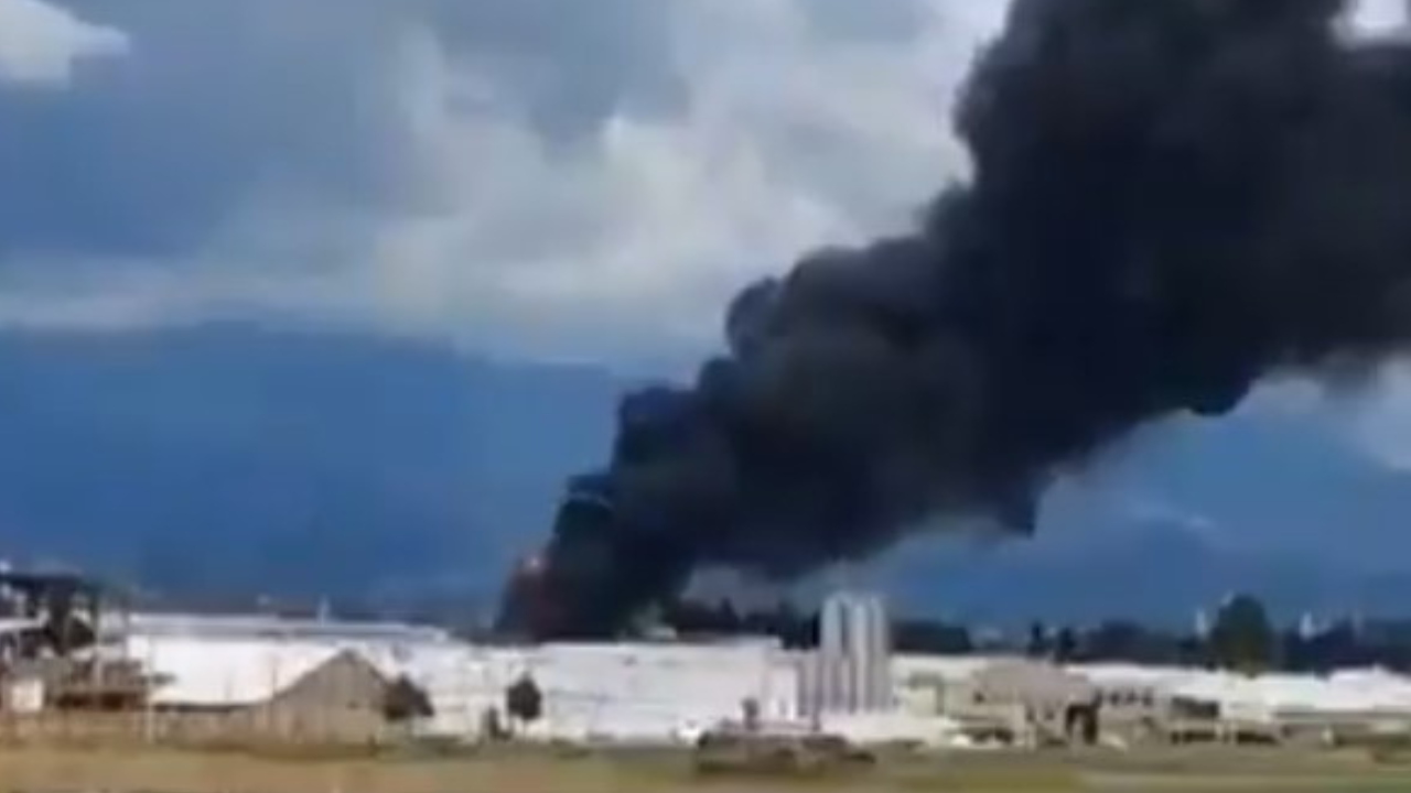 Video: Se registra incendio en fábrica de Lerma