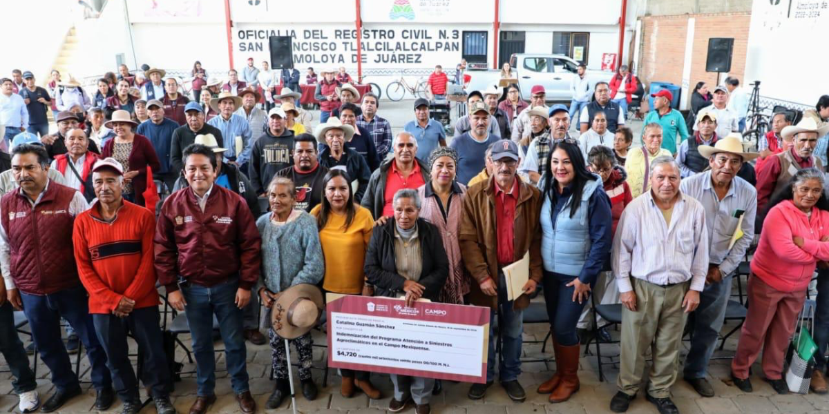Productores del campo recibieron los primeros apoyos.