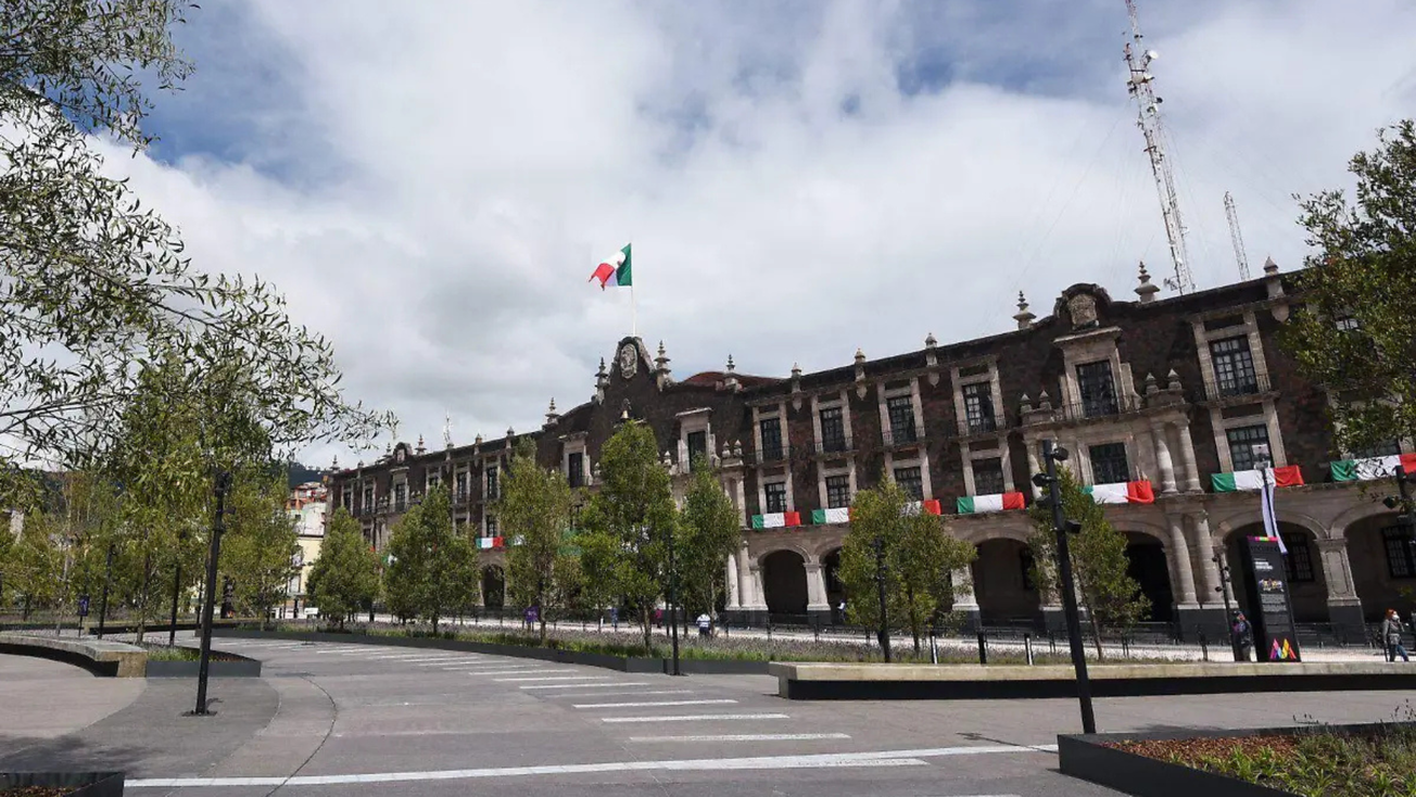 Edomex instalará máquinas de reciclaje en edificios gubernamentales