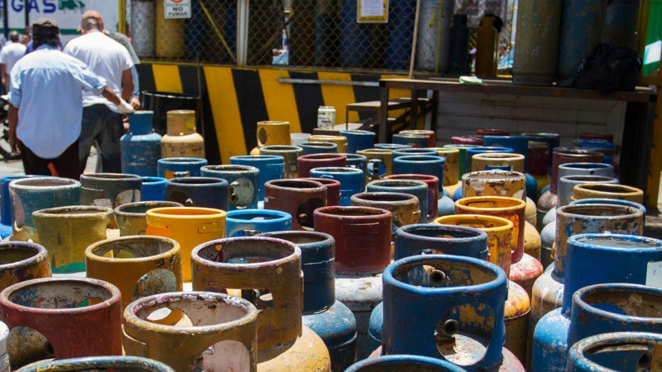 Clausuran gaseras clandestinas en Ecatepec