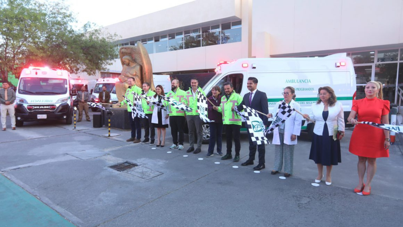 Entrega Edomex 30 nuevas ambulancias a unidades médicas del IMSS