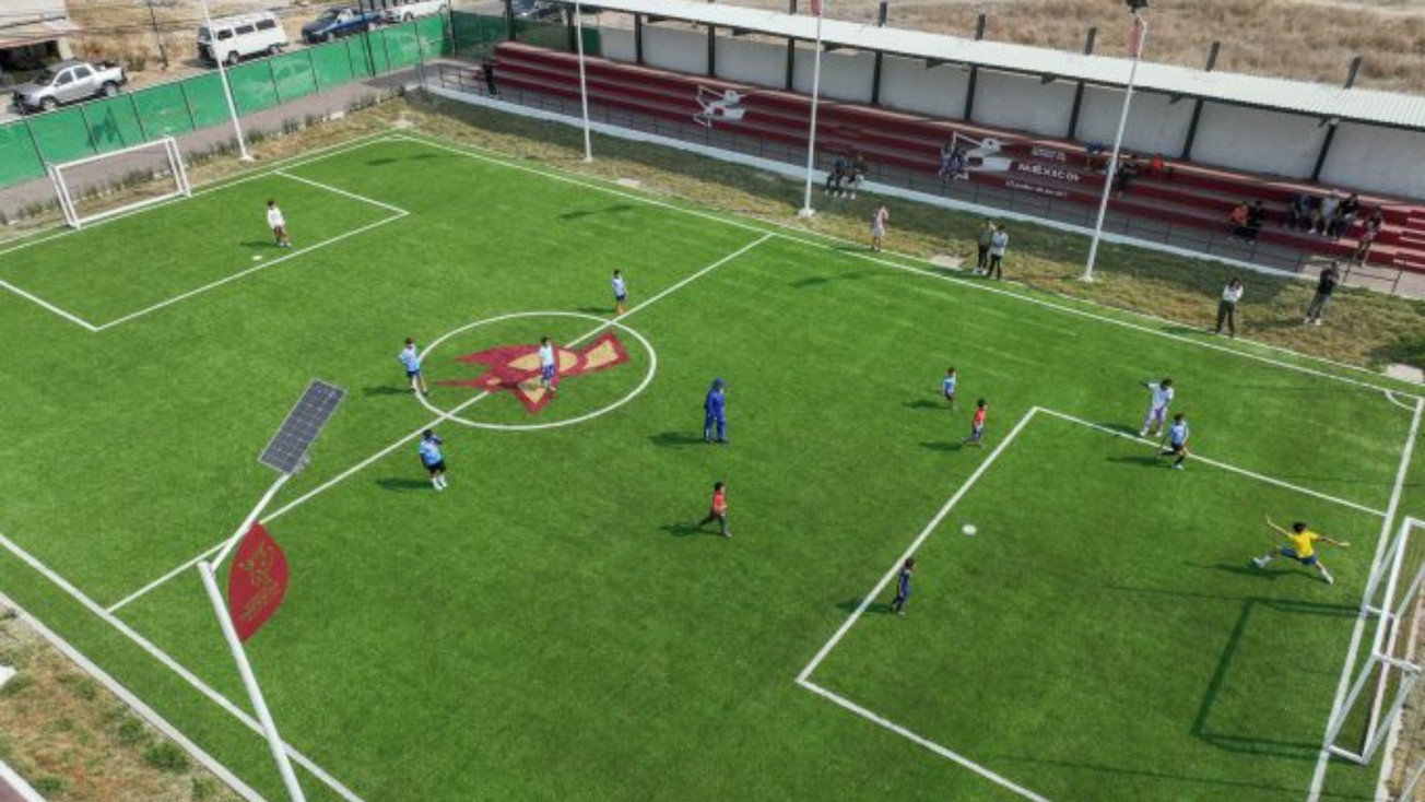 Celebra Delfina Gómez inauguración de Unidad Deportiva Buenos Aires en Tezoyuca