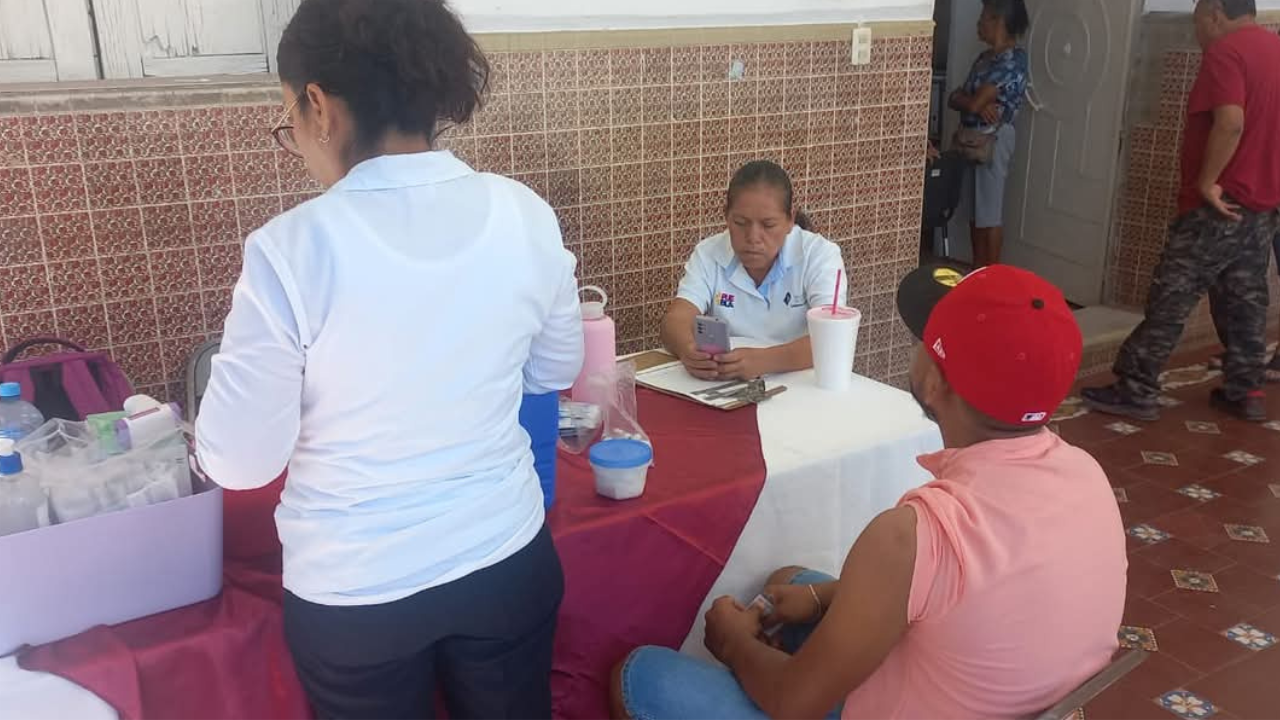 Semana Nacional de Vacunación 2025 en Edomex