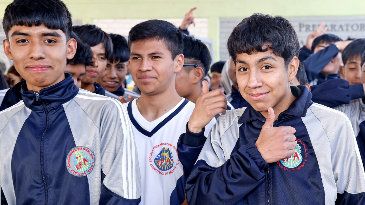 Jóvenes bachillerato Edomex.
