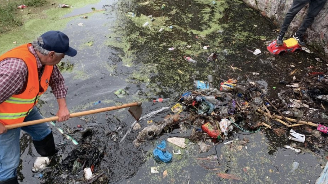 Cómo reportar coladeras tapadas en Edomex para evitar inundaciones