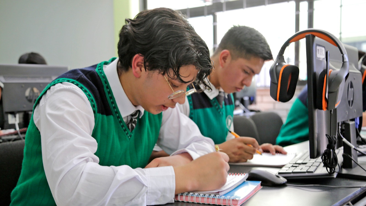 ¿Cómo y dónde ver los resultados de preparatoria 2025 en Edomex?