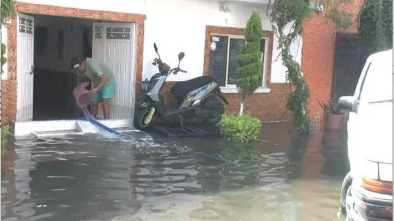 Lluvias dejan daños graves en Edomex