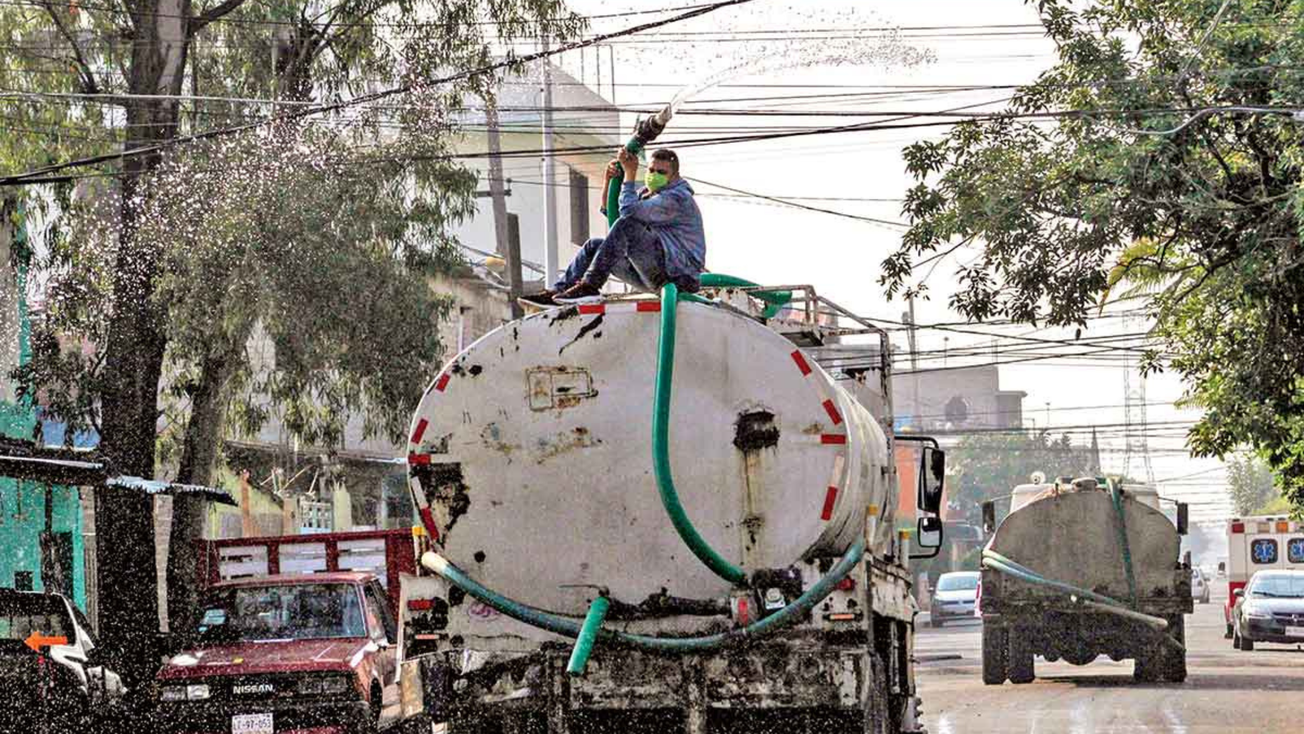Despiden a empleados por falta de agua en Edomex