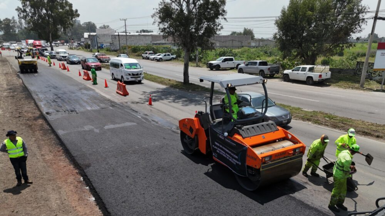 Arranca programa histórico de bacheo en Edomex