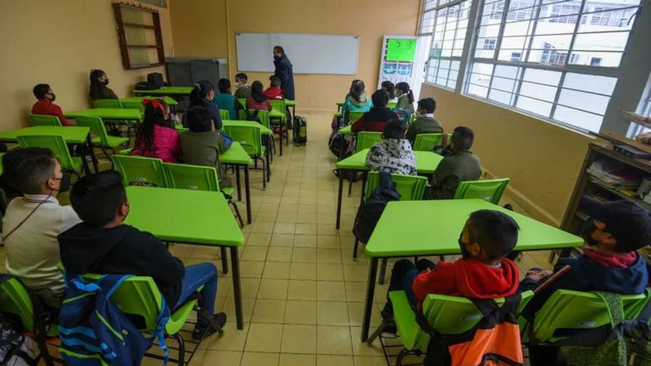 Edomex destina más de 3 mil millones de pesos a educación