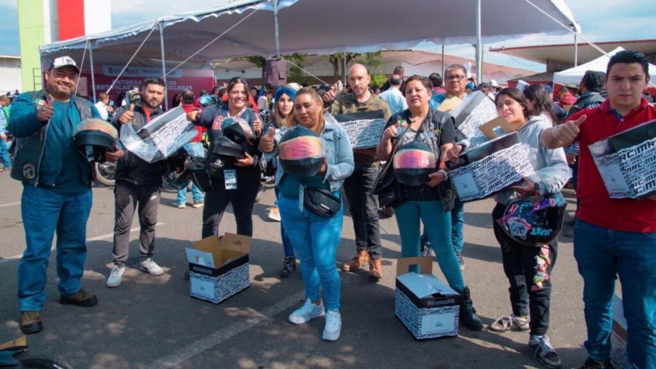 Entregan cascos certificados gratis en Edomex, así son