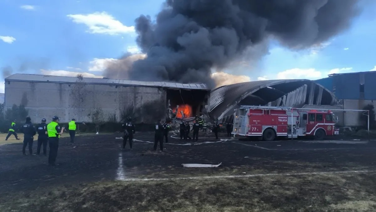 Quiénes eran los pasajeros de la avioneta desplomada en Edomex
