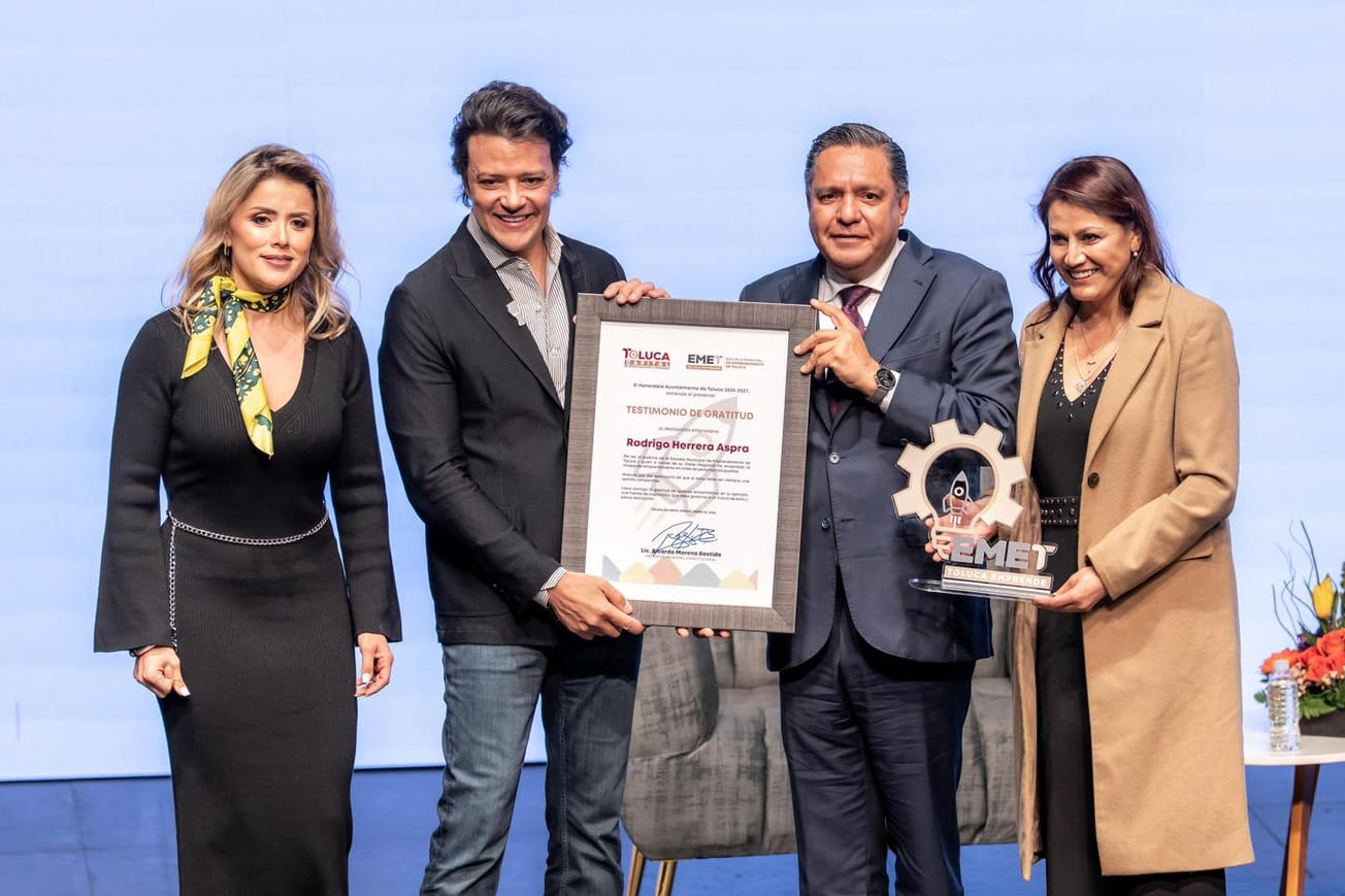 Lanza Toluca Escuela de Emprendimiento con Rodrigo Herrera de Shark Tank