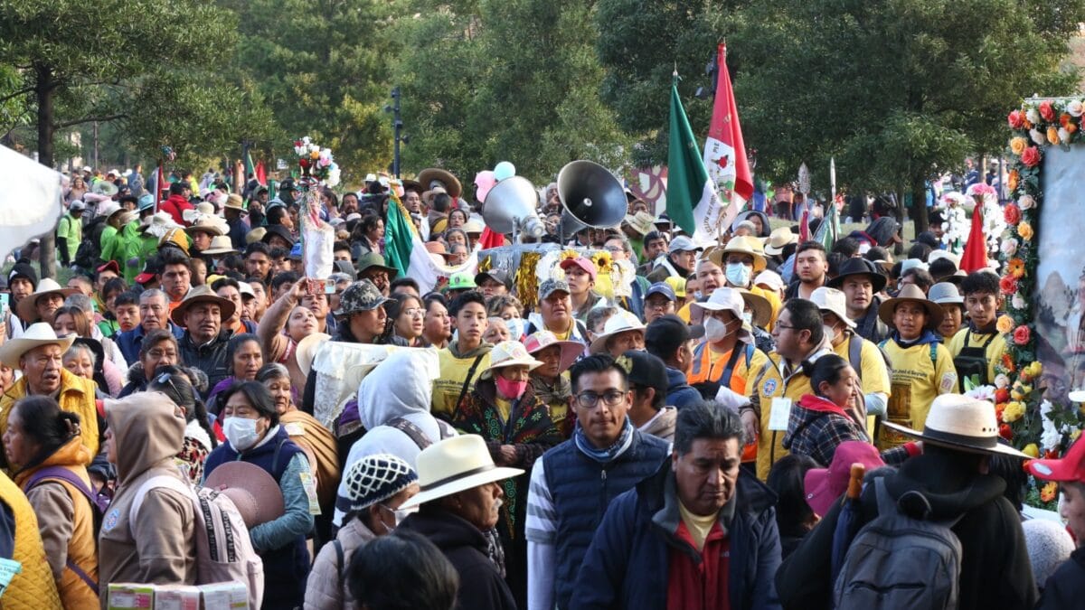 Inicia tradicional peregrinación desde Toluca hasta la Basílica